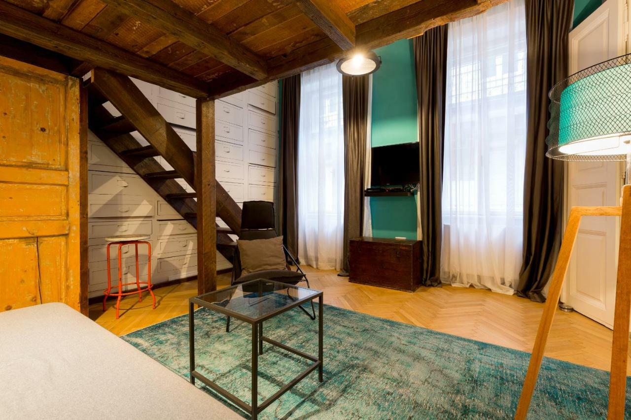 Deluxe Twin Studio In Kazinczy Street Budapeste Exterior foto