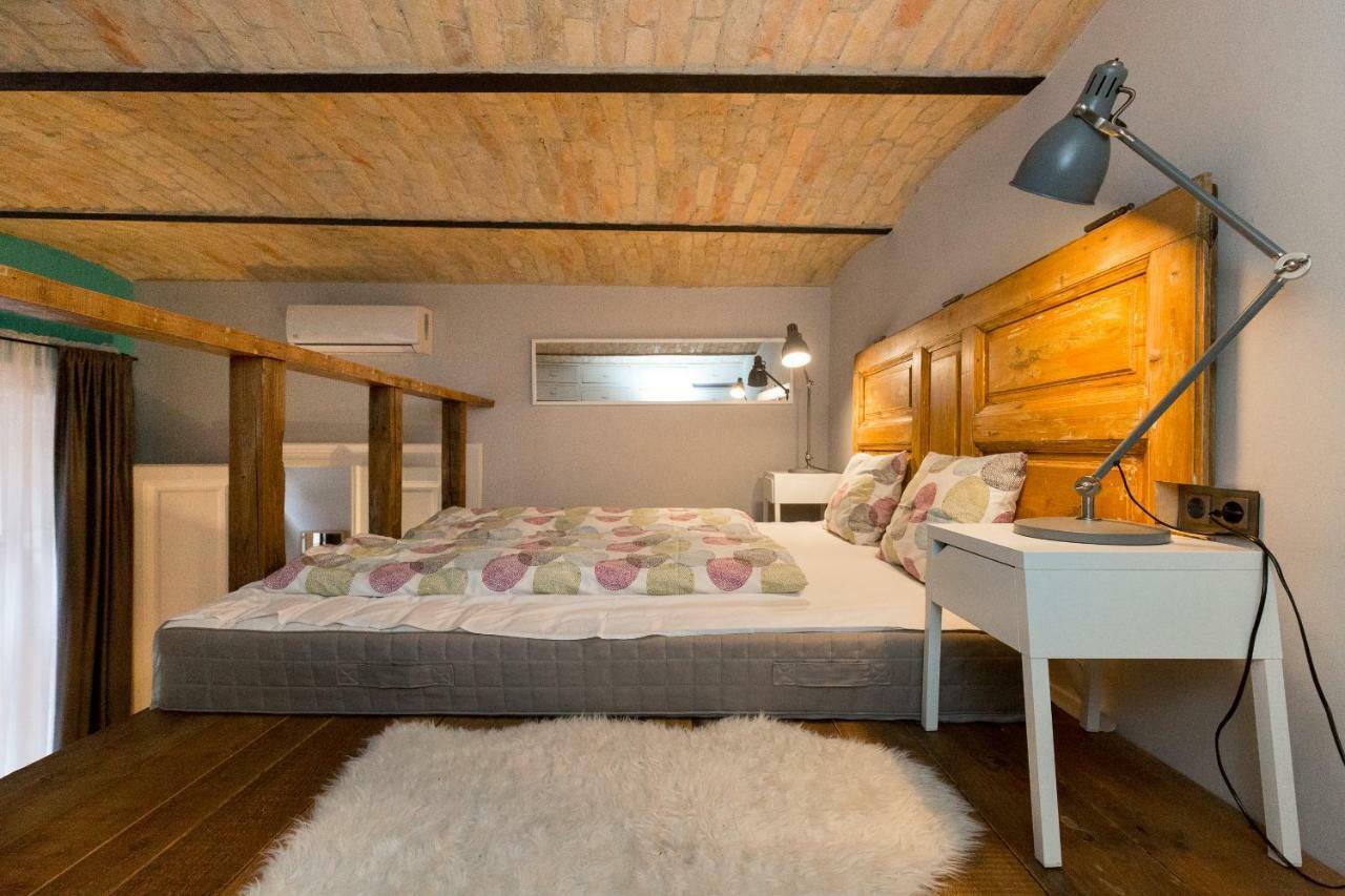 Deluxe Twin Studio In Kazinczy Street Budapeste Exterior foto